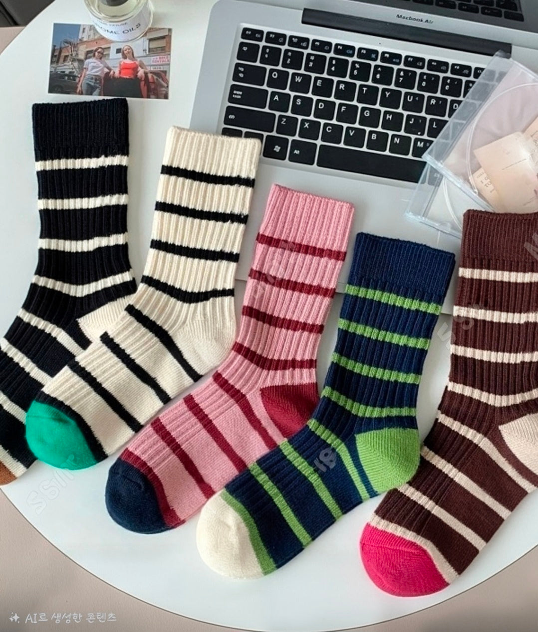 Wool striped color-block socks / 울 스트라이프 양말